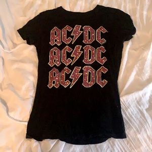 Live Nation Merchandise: AC/DC Tour Shirt! Size: L